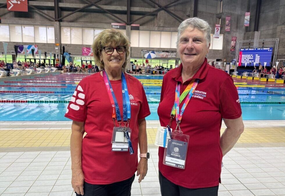 Diane et Nicole, officielles en natation depuis plus de 40 ans