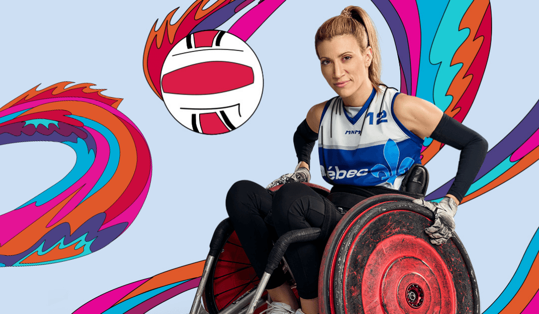 L'athlète Mélanie Labelle sourit avec un regard déterminé dans son fauteuil de rugby. Le fond est bleu pâle et parsemé d'illustrations colorée qui inspirent le mouvement.